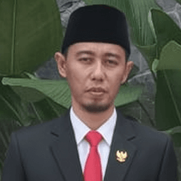 Henri S. - Lead Backend Engineer - PHP, Node.js and Web Applications