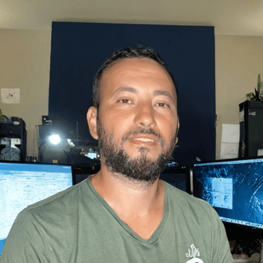 Hicham E. - Software Engineer - Frontend, Backend and Modern Frameworks