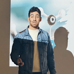 Hissaan A. - Senior Software Engineer - AI, Python and Deep Learning Platforms