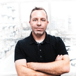 Ian P. - Lead Frontend Engineer - CSS, JavaScript and Web Design