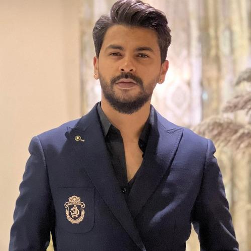 Inaam M. || item.role}