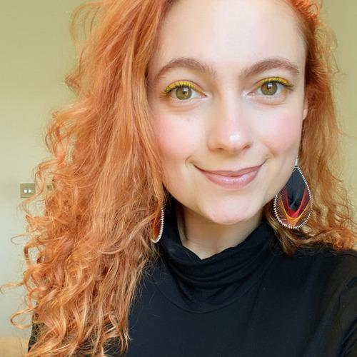 Isabelle G. || item.role}