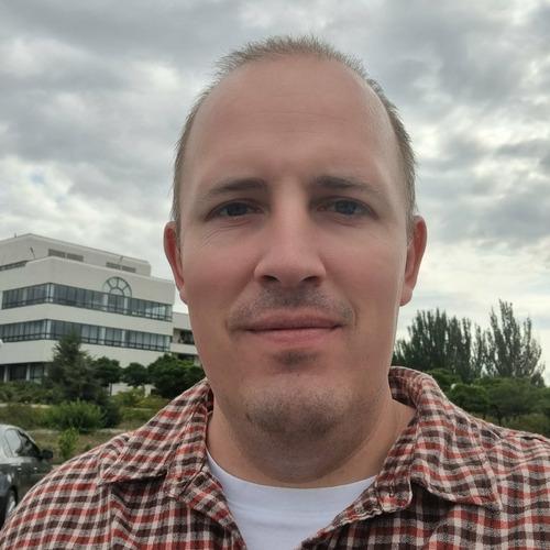Profile of Ivan L., Lead Software Engineer - Cloud, Web and AI Platforms at Softaims