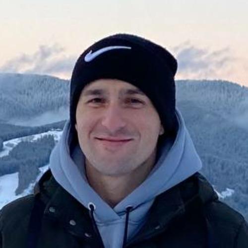 Ivan P. || item.role}