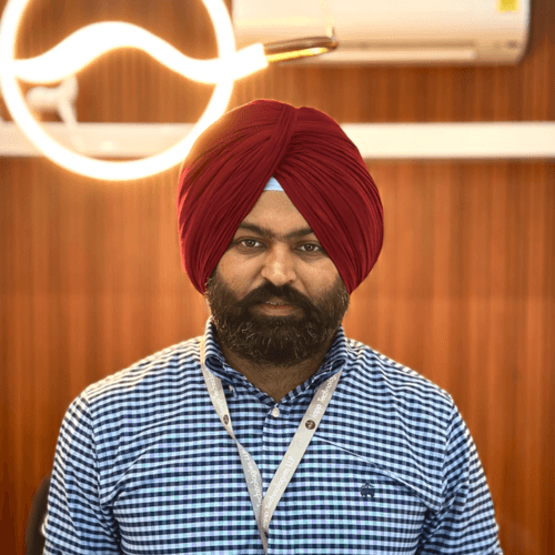 Jagwinder S. || item.role}