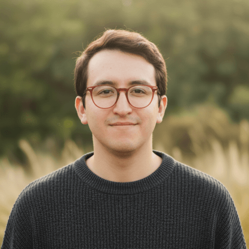 Jose Z. || item.role}