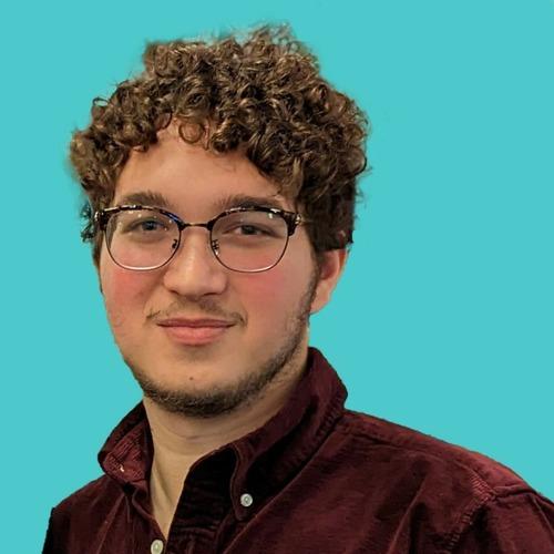 Juan V. || item.role}