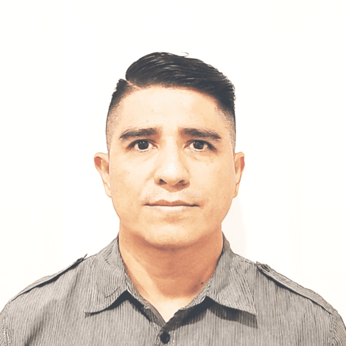 Julio C M. || item.role}