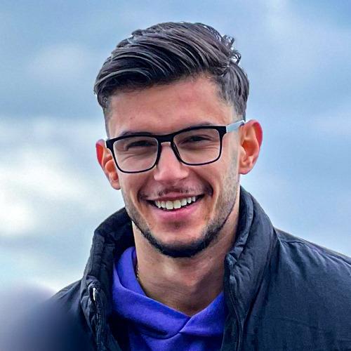 Kadri S. || item.role}