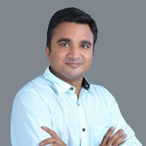 kapil M. || item.role}