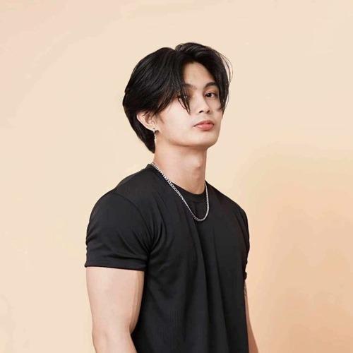 Kim L. || item.role}