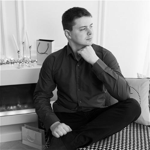 Kulbij V. || item.role}