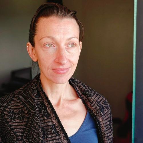 Lauren D. || item.role}