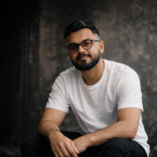 Layan R. || item.role}