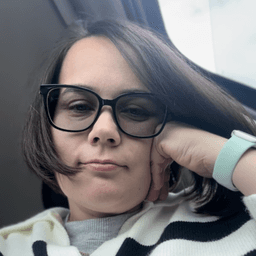 Liia F. - Junior Mobile Engineer - Flutter, iOS and Android Platforms