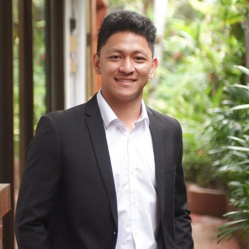 Loise Billhaven C. || item.role}