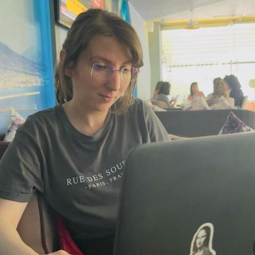 Lorida C. || item.role}