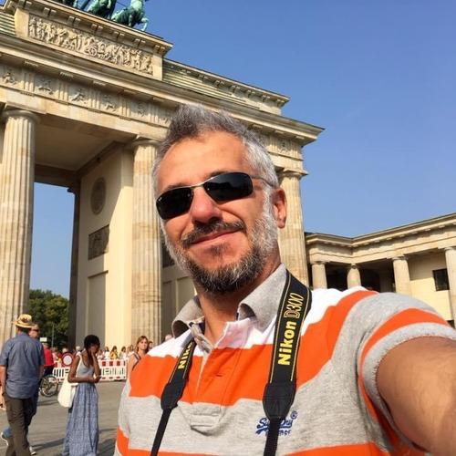 Luca D. || item.role}