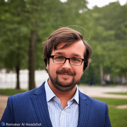 Lucas T. - Software Engineer - Frontend, Cloud and AI Platforms