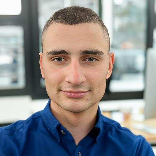 Maksym  V. || item.role}