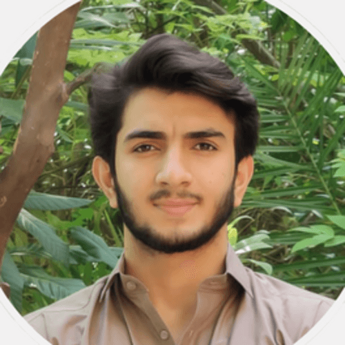 Malik U. || item.role}