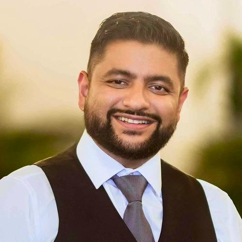 Manish D. || item.role}