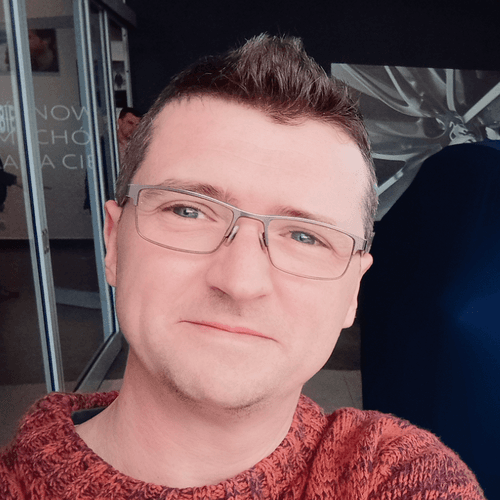 Marcin K. || item.role}