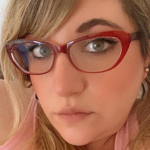 Maria R. G. || item.role}