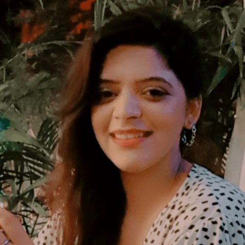 Maria U. || item.role}