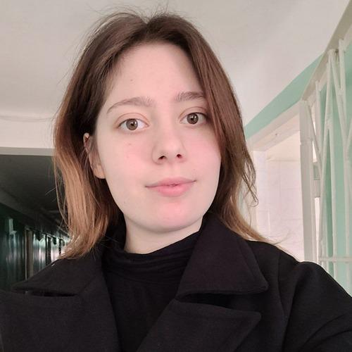 Mariia M. || item.role}