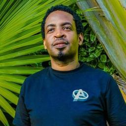 Martin M. - Software Engineer - Frontend, Backend and Mobile Platforms