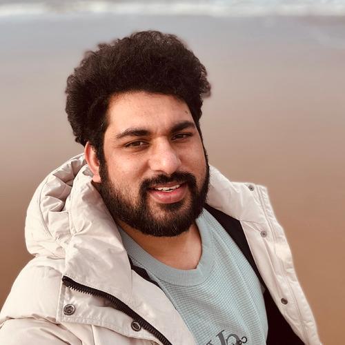 Maxin J. || item.role}