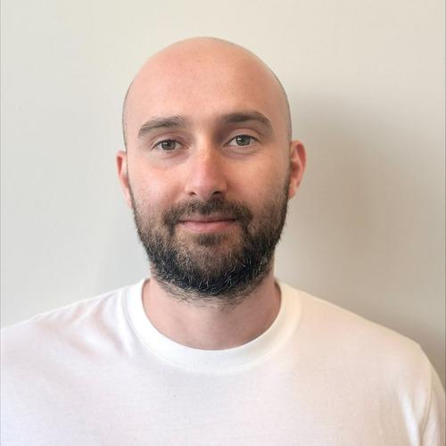 Meyer Y. || item.role}