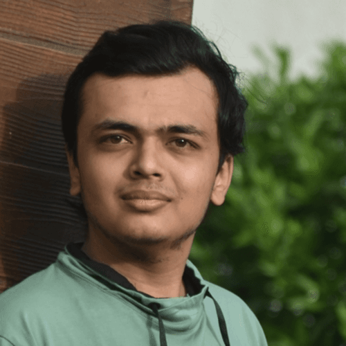 Milan V. || item.role}