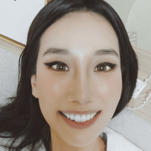 Minjeong J. || item.role}