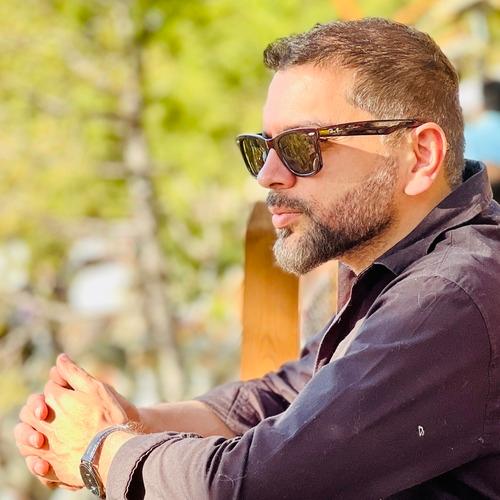 Muhammad D. || item.role}