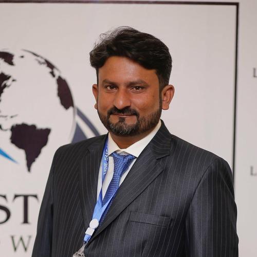 Muhammad Z. || item.role}