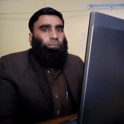 Mushtaq H. || item.role}