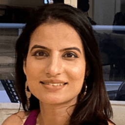 Navroze Kaur B. - Senior Full-Stack Engineer - React, Node and Web Applications