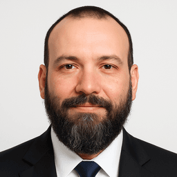 Neil C. - Software Engineer - Frontend, Backend and AI Platforms