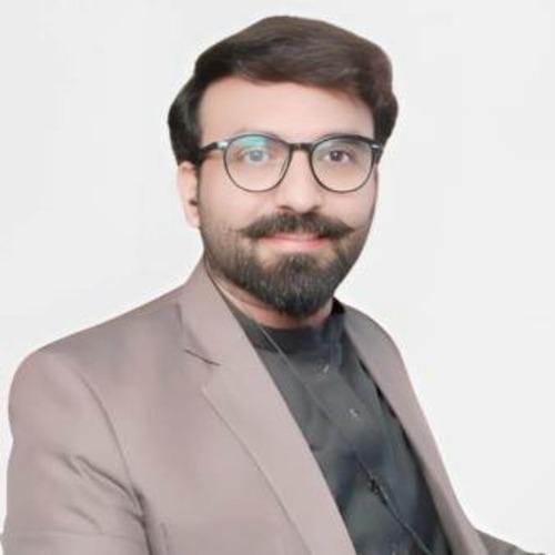 Noor M. || item.role}