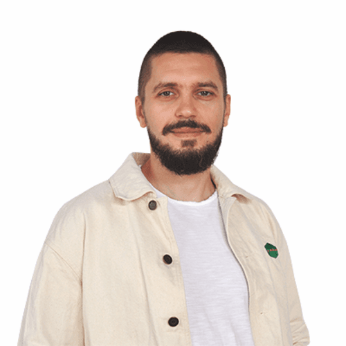 Oleh P. || item.role}