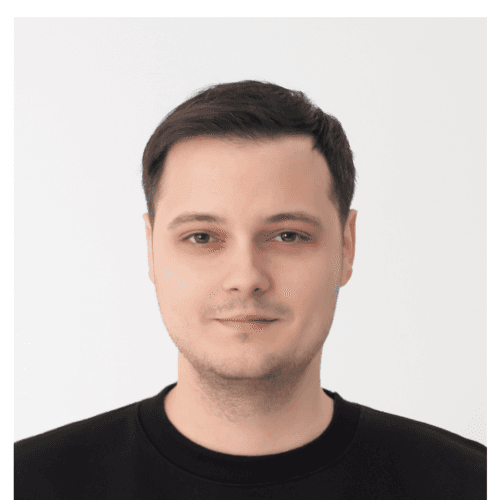 Paul O. || item.role}