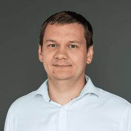 Pavel P. - Senior Mobile Engineer - Flutter, AI and iOS Platforms