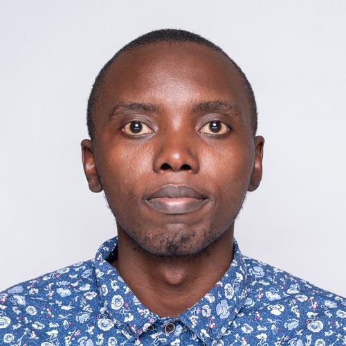 Peter O. || item.role}