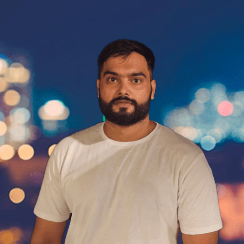 Qamar S. || item.role}