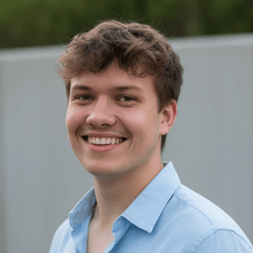 Rafael W. || item.role}