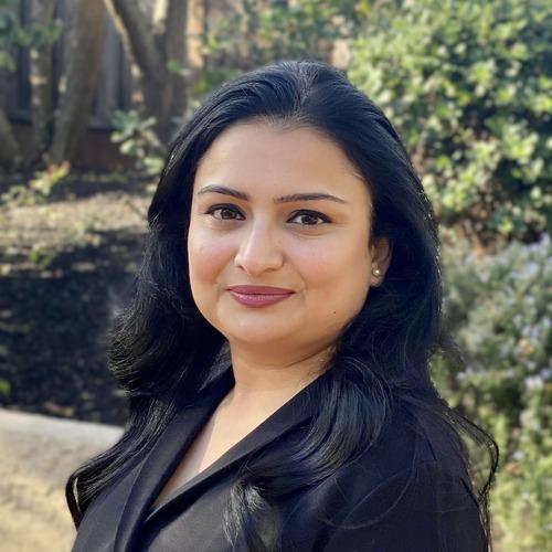 Rashmi  R. || item.role}