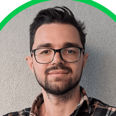 Rei K. - Senior Full-Stack Engineer - React, Node.js and Mobile Platforms