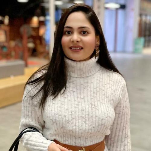 Richa C. || item.role}